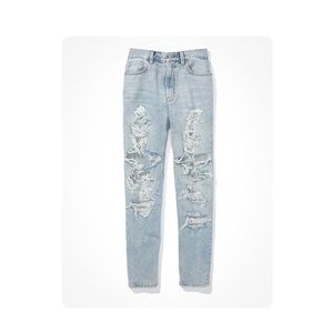 AE Ripped Mom Jean
